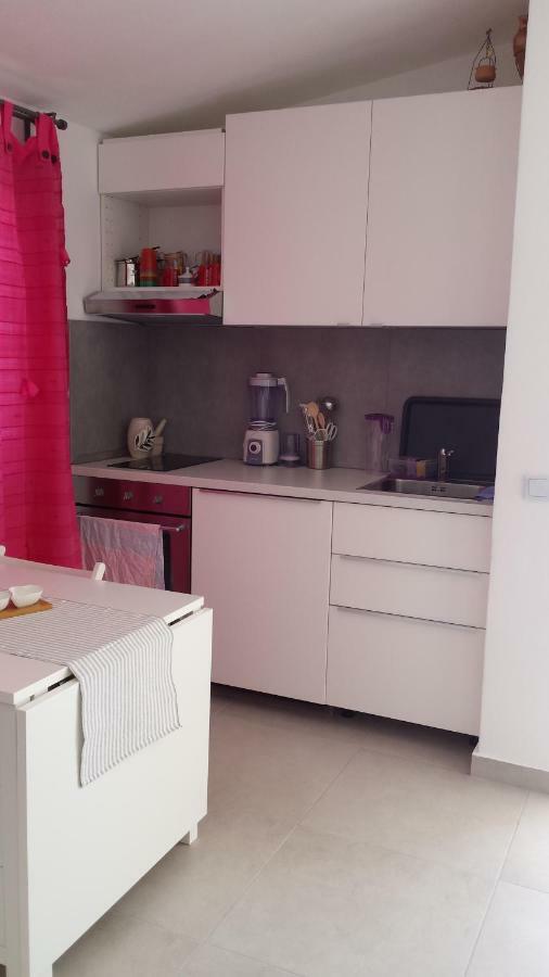 Apartment Robic Vir Buitenkant foto
